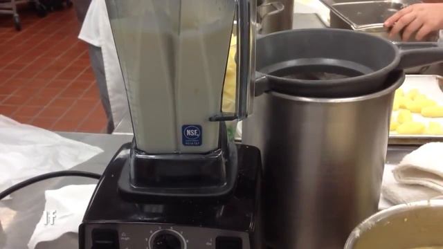 Puree process using a Vita Prep- Cream of Cauliflower смотреть онлайн