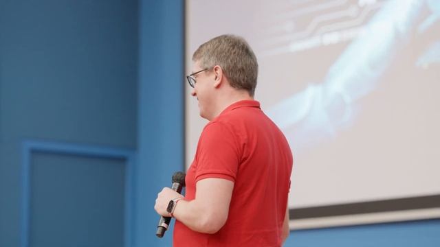 Man vs Machine: Can ChatGPT write better SwiftUI than you? - iOS Conf SG 2023 смотреть онлайн
