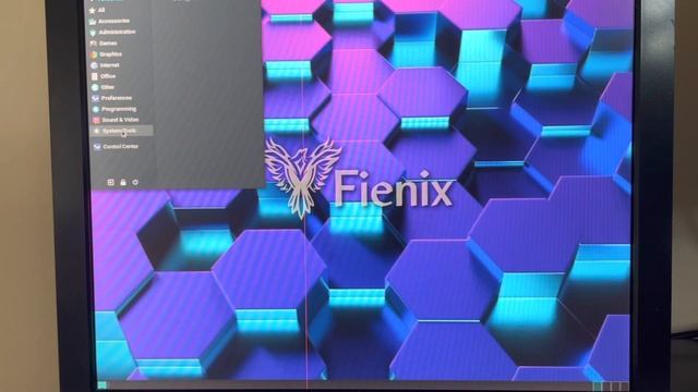 Power Mac G5 with PC Radeon Card Running Fienix смотреть онлайн