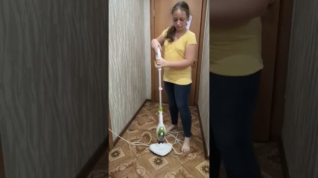 Паровая швабра за чистые полы! Обзор паровой швабры Kitfort KT-1004-2. смотреть онлайн