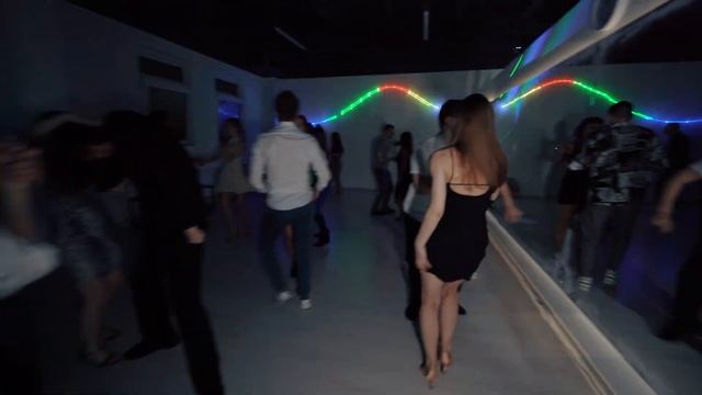 Новогодняя вечеринка в Dance forever смотреть онлайн