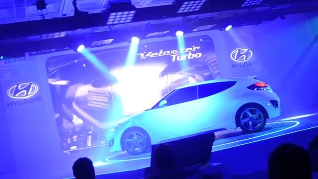 Hyundai Veloster Turbo prototype Australian reveal смотреть онлайн