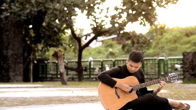 Clean Bandit Feat. Zara Larsson - Symphony Fingerstyle Guitar Tutorial смотреть онлайн