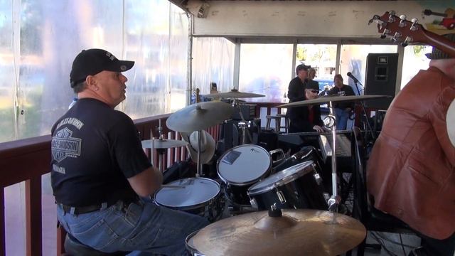 Kelly Chambers Band John MacDonald on drume Melissa смотреть онлайн