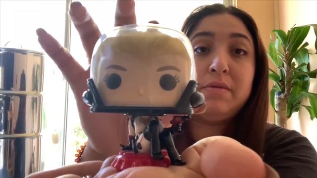 Funko Friday Unboxing (Fallout 76 - Nuka Girl) GameStop Exclusive смотреть онлайн