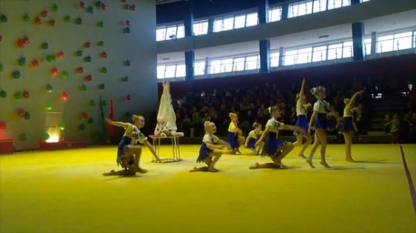 Show of the circus Studio" Romantics " Minsk, acrobatic dance "Happiness in kilograms".