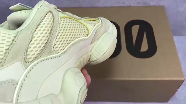 Видео обзор Yeezy Boost 500 Super Moon Yellow смотреть онлайн
