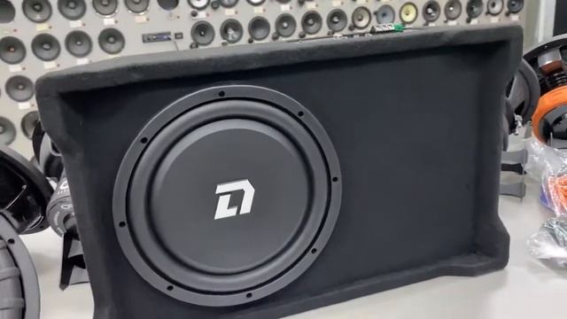Обзор активного сабвуферы DL Audio Barracuda 12A Flat смотреть онлайн