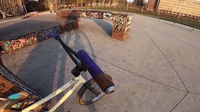 МОЙ БМХ ЗА 100 000 РУБЛЕЙ ! Stanis BIKE CHECK 2019 | CUSTOM BIKE ! Superstar, Profile, Shadow... смотреть онлайн
