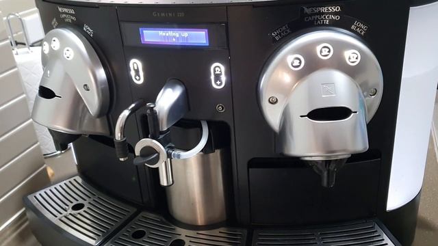 Nespresso Gemini CS220 commercial coffee pod machine startup process - Pod Machine Hire Sydney смотреть онлайн