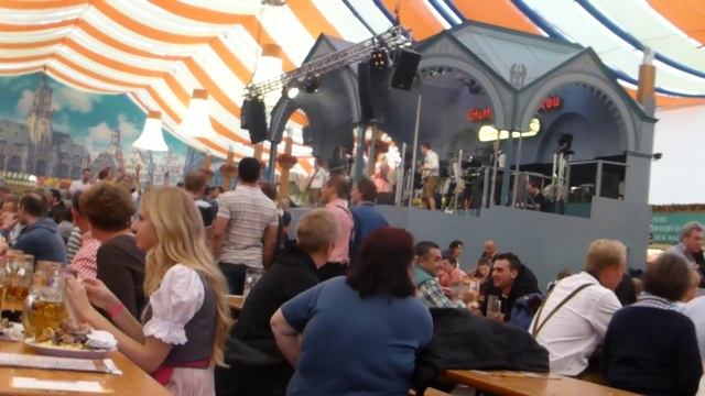 Cannstatter Volksfest, Stuttgart, Germany смотреть онлайн