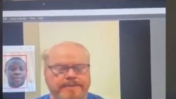 How To Fake Video Call on WhatsApp And Google Hangouts and Facebook Using Manycam