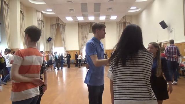 Разбираем Ваьс-контрданс смотреть онлайн