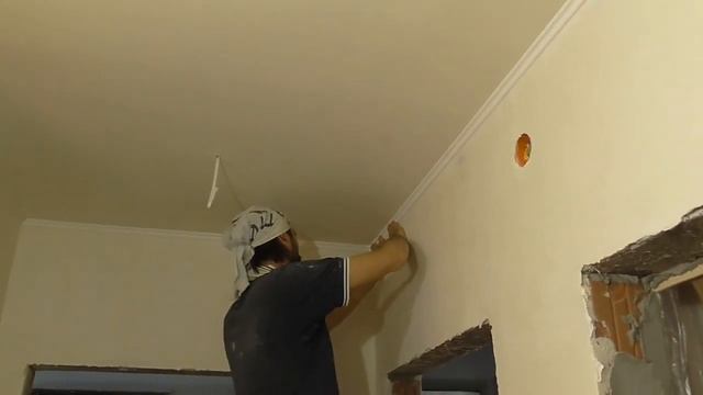 Поклейка Багетов (галтелей, потолочного плинтуса) смотреть онлайн