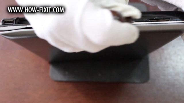 Samsung QX410 disassembly and battery replace, как разобрать и поменять батарею ноутбука смотреть онлайн