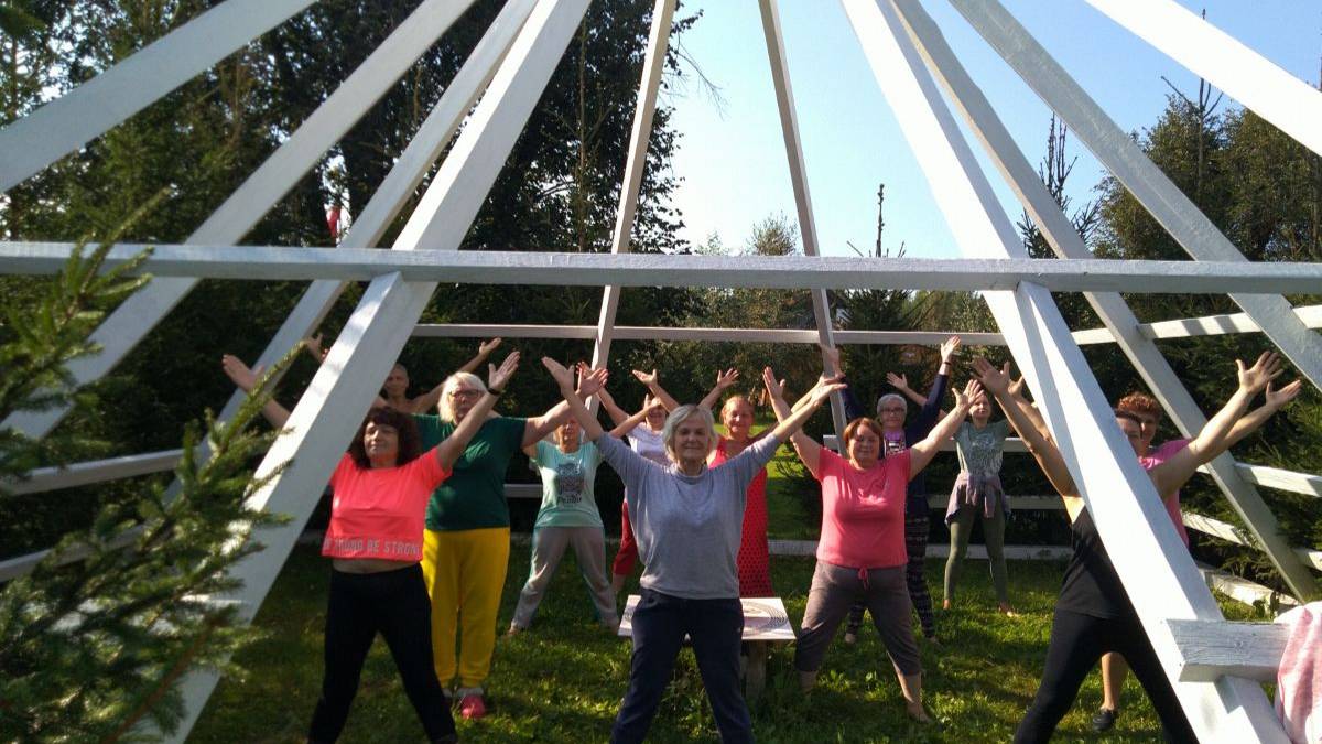 "Искусство быть счастливым" - моя любимая книга МНШУ. Витлина Галина.