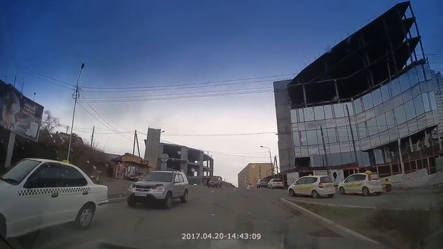 Перекрёсток Всеволода Сибирцева и Ломоносова. смотреть онлайн