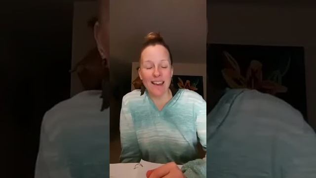 Plant Party Day 15! The symbiotic relationship between Usnea and your aura смотреть онлайн