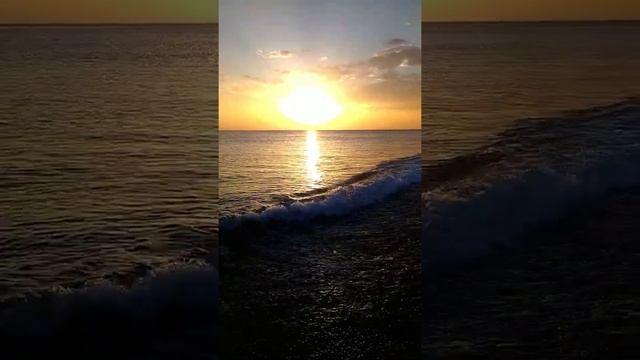 Шавасана вечерняя без слов #шумморя#релакс#шавасана смотреть онлайн