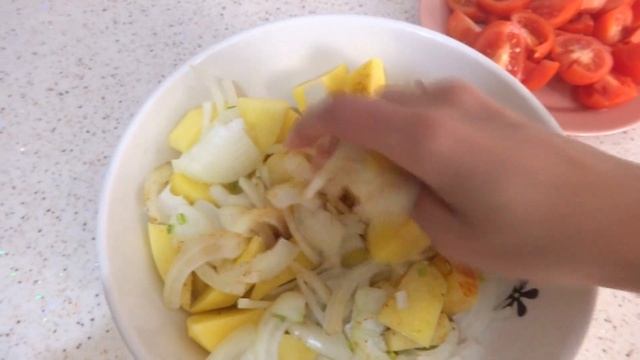 Куриные ножки с картошкой в духовке... Как дети проводят время ??? смотреть онлайн
