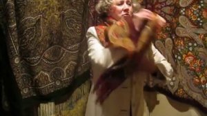 Несколько способов завязать павловопосадский платок: простые и не очень...