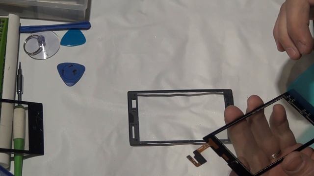 Как заменить тачскрин на Nokia Lumia 520 своими руками. смотреть онлайн