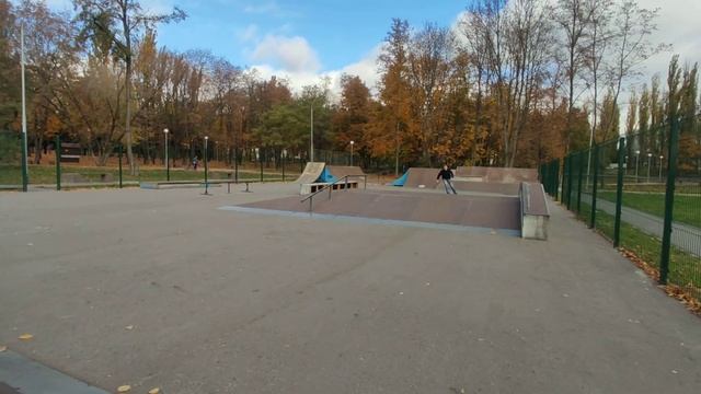 Скейтпарк КЗТЗ Курск 2021.10.19 10.35 смотреть онлайн