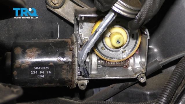 How to Replace Windshield Wiper Pulse Board Chevy C/K1500 1988-2000 смотреть онлайн