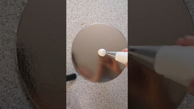 Меренговый тортик с малиной смотреть онлайн