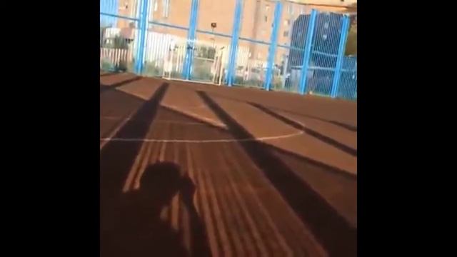 В перекладину с центра поля смотреть онлайн