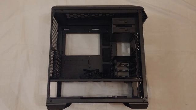 CoolerMaster Mastercase Pro 5 - Ez mekkora! [TECH] [HUN] [magyar kommentár] смотреть онлайн