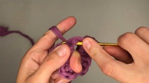 брелки цветочки из остатков трикотажной пряжи или шнура ● вязание крючком