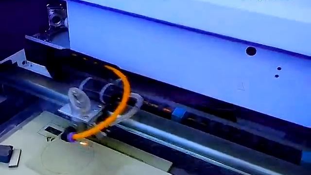 Лазерная гравировка дерева с раствором соды смотреть онлайн