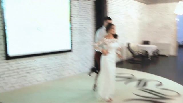 Первый свадебный танец в Новосибирске. Бачата. Студия свадебного танца TWIST смотреть онлайн