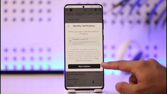 How to Verify Your Age on Roblox With School Id ! смотреть онлайн