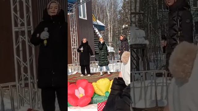 я самая первая в черном с лева песня "ВЕСНУ ЗВАЛИ" смотреть онлайн