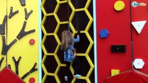 ВЛОГ на Скалодроме Ярослава Альпинист! Шопинг в Магазине Игрушек Видео для детей