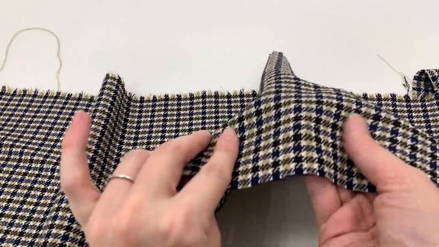 ТВИД КОСТЮМНЫЙ ХЛОПКОВЫЙ С ШЕРСТЬЮ МЕЛКАЯ КЛЕТКА арт.5092345 смотреть онлайн