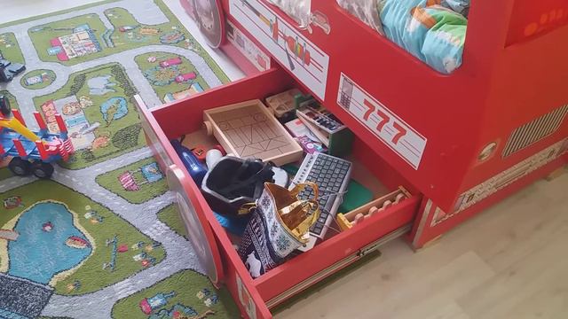 Кроватка "Пожарная машина" СлавМебель смотреть онлайн