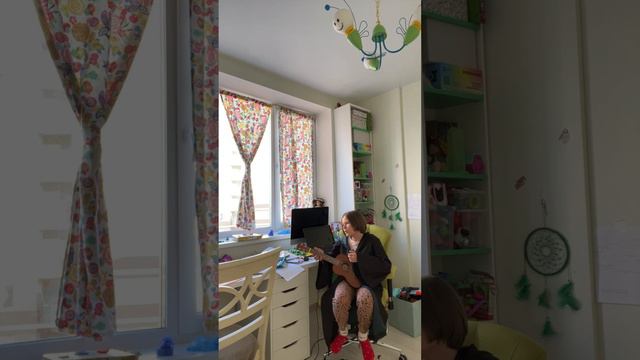 Мэйби бэйби - зайка на укулеле смотреть онлайн