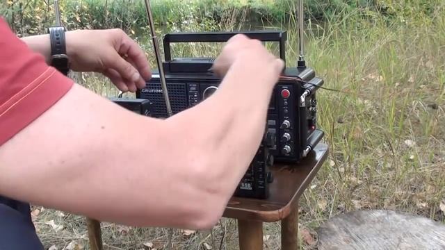 Сравнительный тест радиоприёмников. Grundig s-750, Sangean 909, Tecsun 880/600. смотреть онлайн