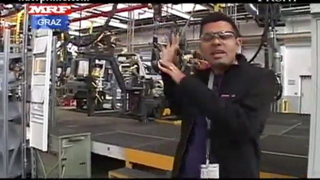 On the SUV trail: Mercedes-Benz G-Class смотреть онлайн