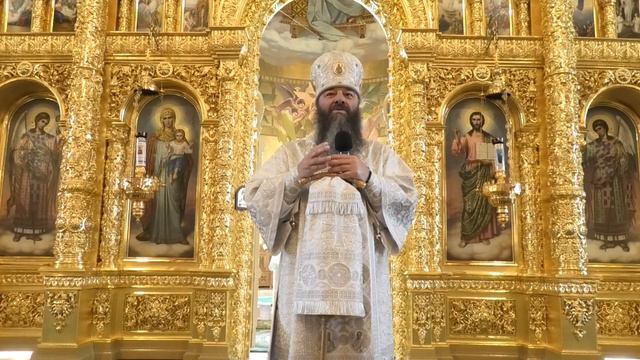 Mitropolitul Longhin A Oficiat Sfânta Liturghie La Mănăstirea Din Bănceni (16.10.2022)