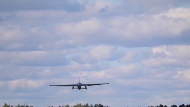 Опубликованы кадры боевого применения управляемых авиационных боеприпасов российским БПЛА "Форпост-Р смотреть онлайн