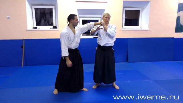 Айкидо Ивама Рю. Ёкоменучи иккё ура кинонагаре. Aikido Iwama Ryu. Yokomenuchi ikkyo ura kinonagare смотреть онлайн