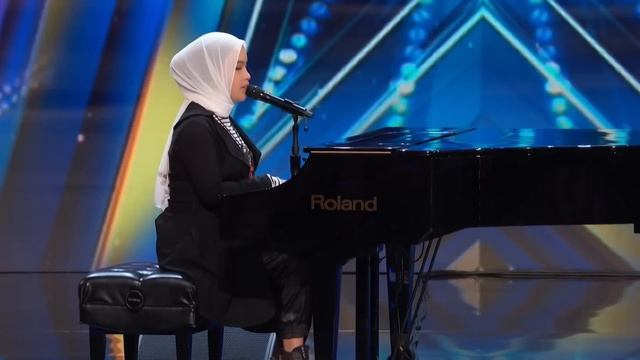 Blind Singer Wins Simon Cowell’s GOLDEN BUZZER on America’s Got Talent 2023! смотреть онлайн
