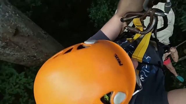 Зиплайн в Flight of the Gibbon - Chonburi, Таиланд смотреть онлайн