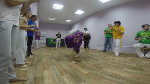 Roda de capoeira na siberia смотреть онлайн