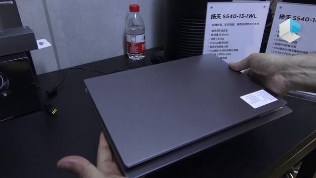 Lenovo Thinkbook S (aka Ideapad S540 SMB o V540) 13 e 14 pollici con AMD Radeon 540X смотреть онлайн