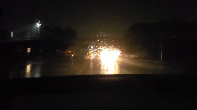 ГРОМ И МОЛНИЯ-😲⛈⛈🌧🌧🌫⚡🌬 смотреть онлайн